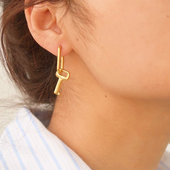 NEW 18K Gold Plated Key Drop Hoop Earrings - Picture 11 of 11